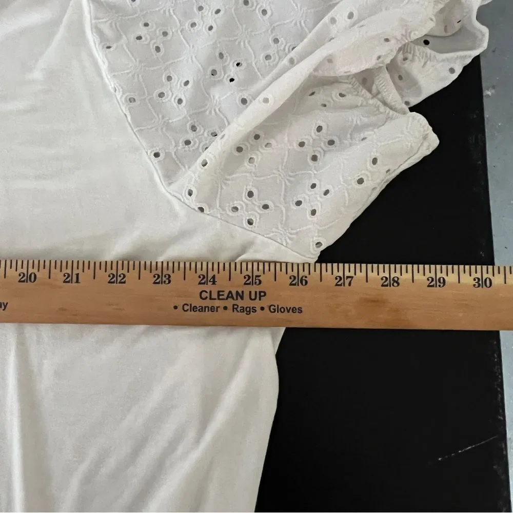 Torrid Eyelet Puff Sleeve Classic Fit Super Soft Scoop Blouse 0820 - Picture 10 of 11